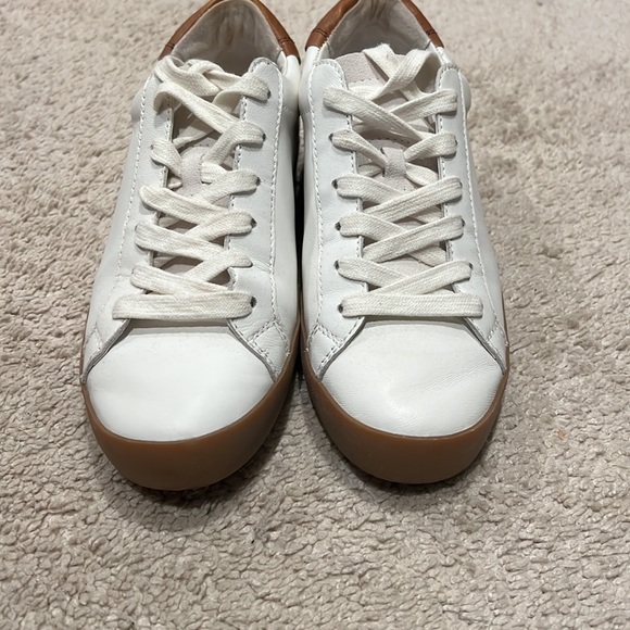 Banana Republic Women's Sneaker, Size 7.5, White and Brown Leather - Picture 5 of 5